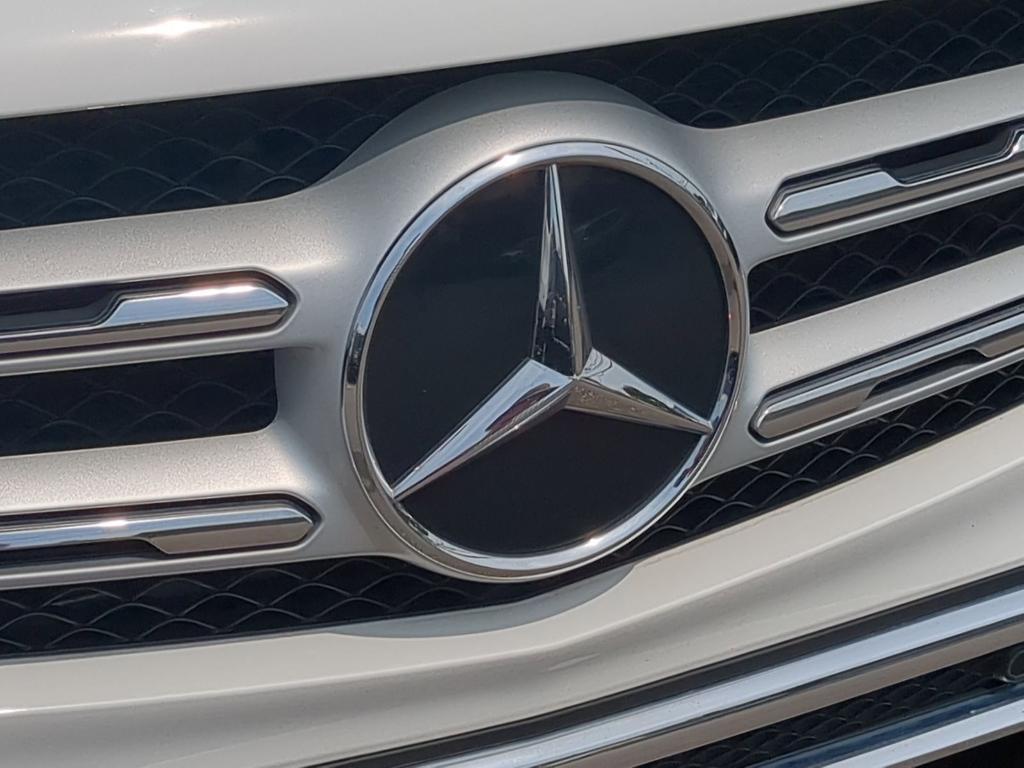 used 2022 Mercedes-Benz GLC 300 car, priced at $35,859