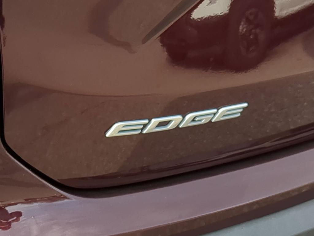 used 2019 Ford Edge car, priced at $9,650