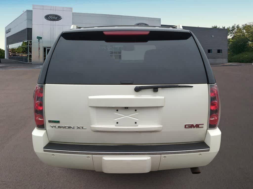 used 2011 GMC Yukon XL car, priced at $5,995