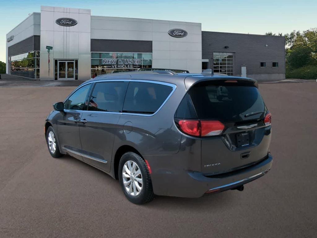 used 2017 Chrysler Pacifica car, priced at $13,649