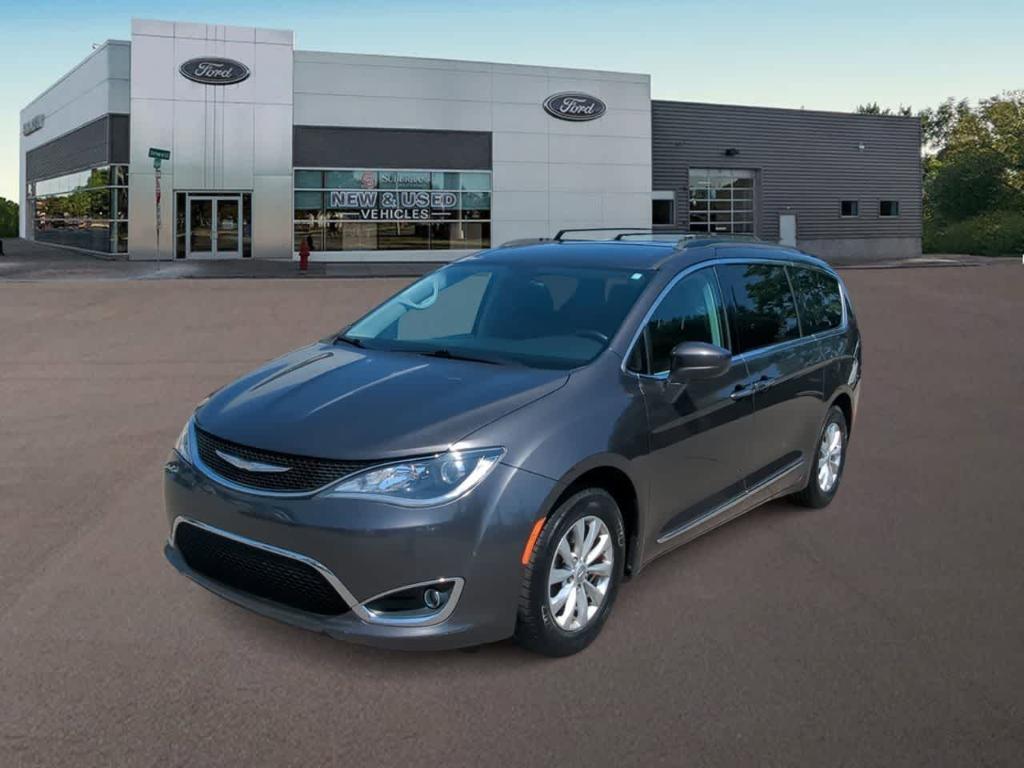 used 2017 Chrysler Pacifica car, priced at $13,649
