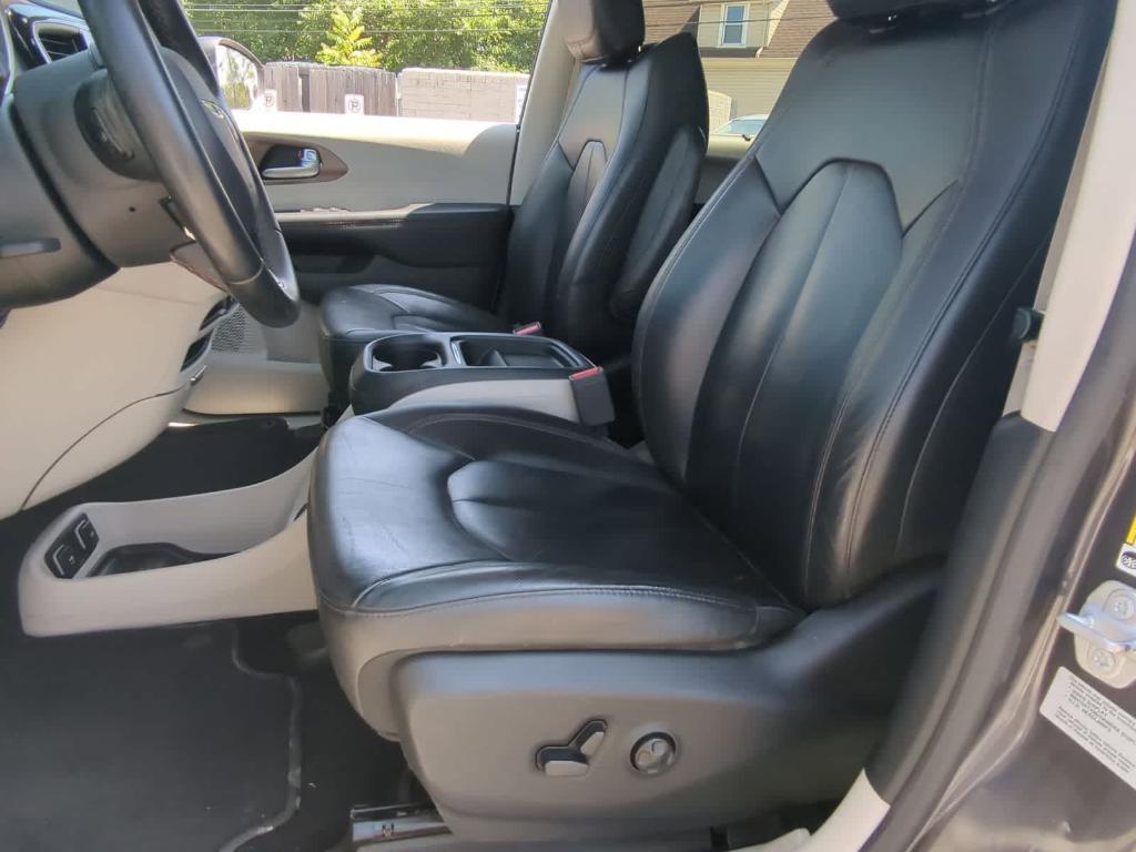 used 2017 Chrysler Pacifica car, priced at $13,649
