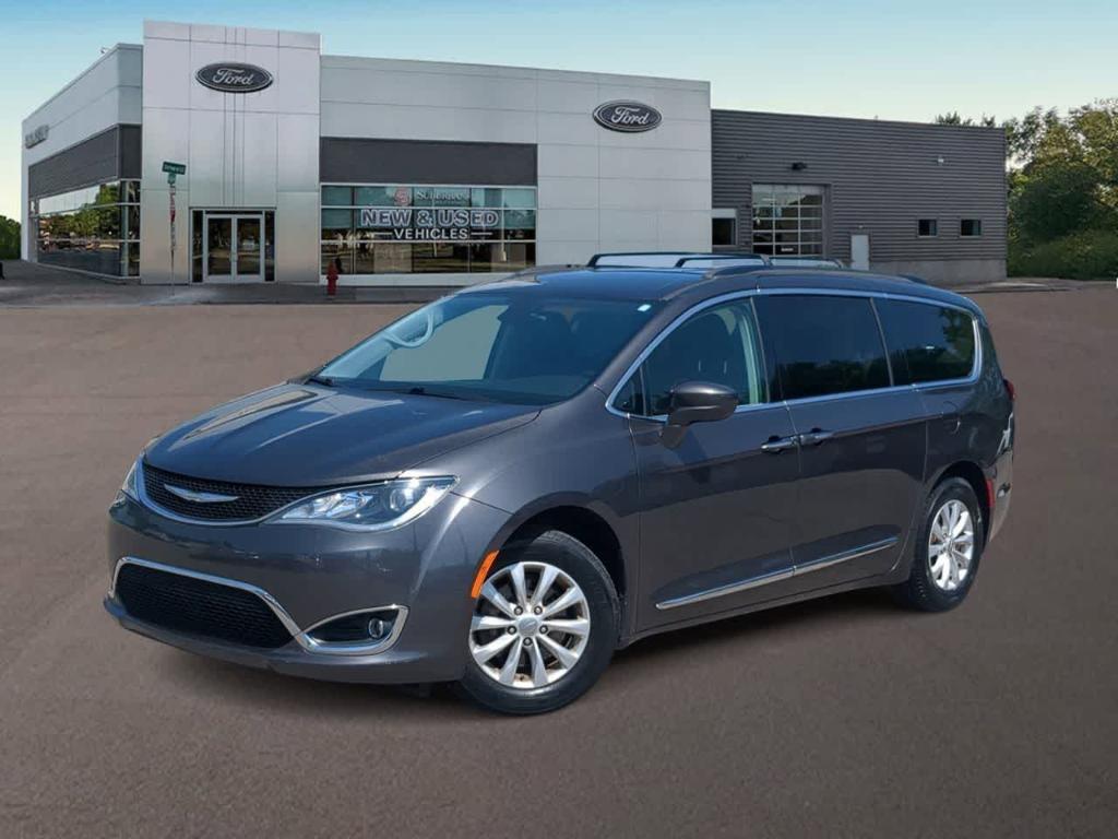used 2017 Chrysler Pacifica car, priced at $13,649
