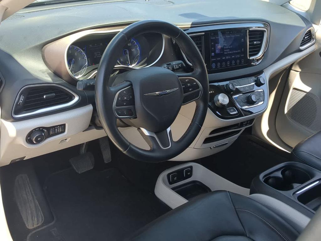 used 2017 Chrysler Pacifica car, priced at $13,649