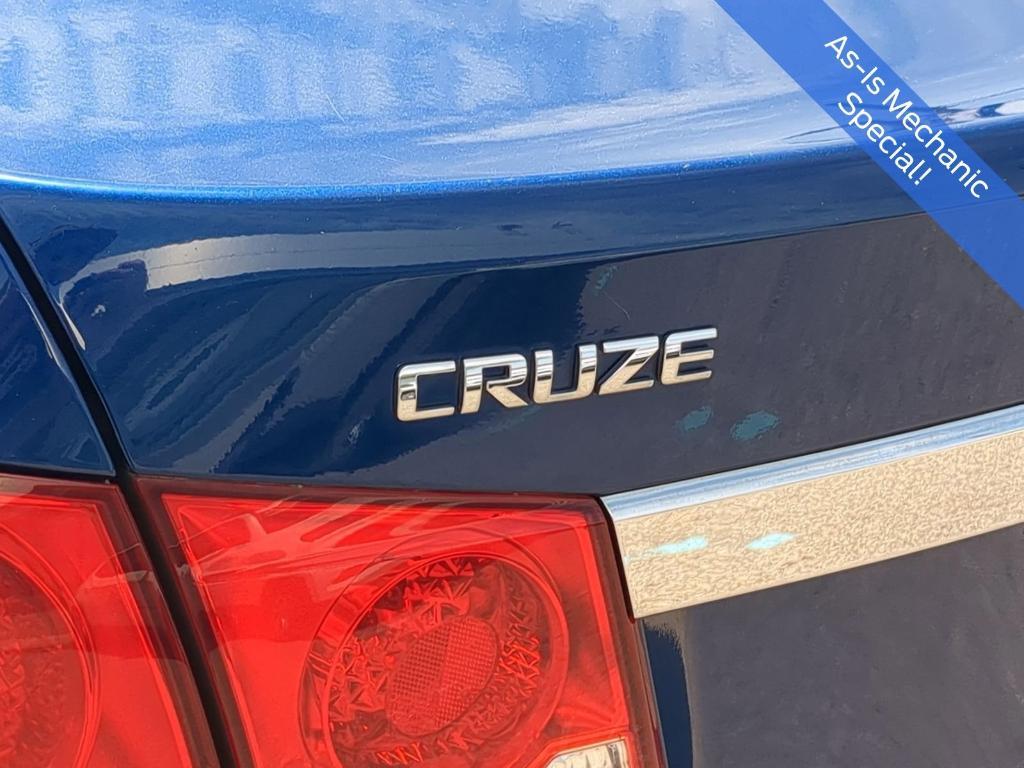 used 2013 Chevrolet Cruze car, priced at $2,489