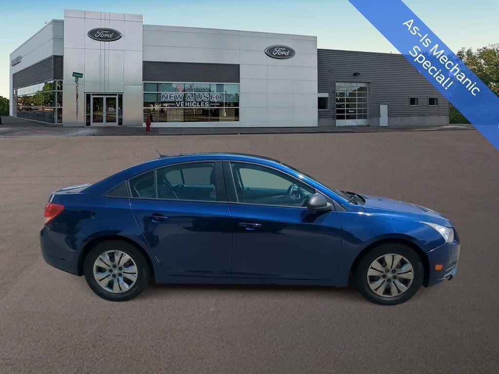 used 2013 Chevrolet Cruze car, priced at $2,489