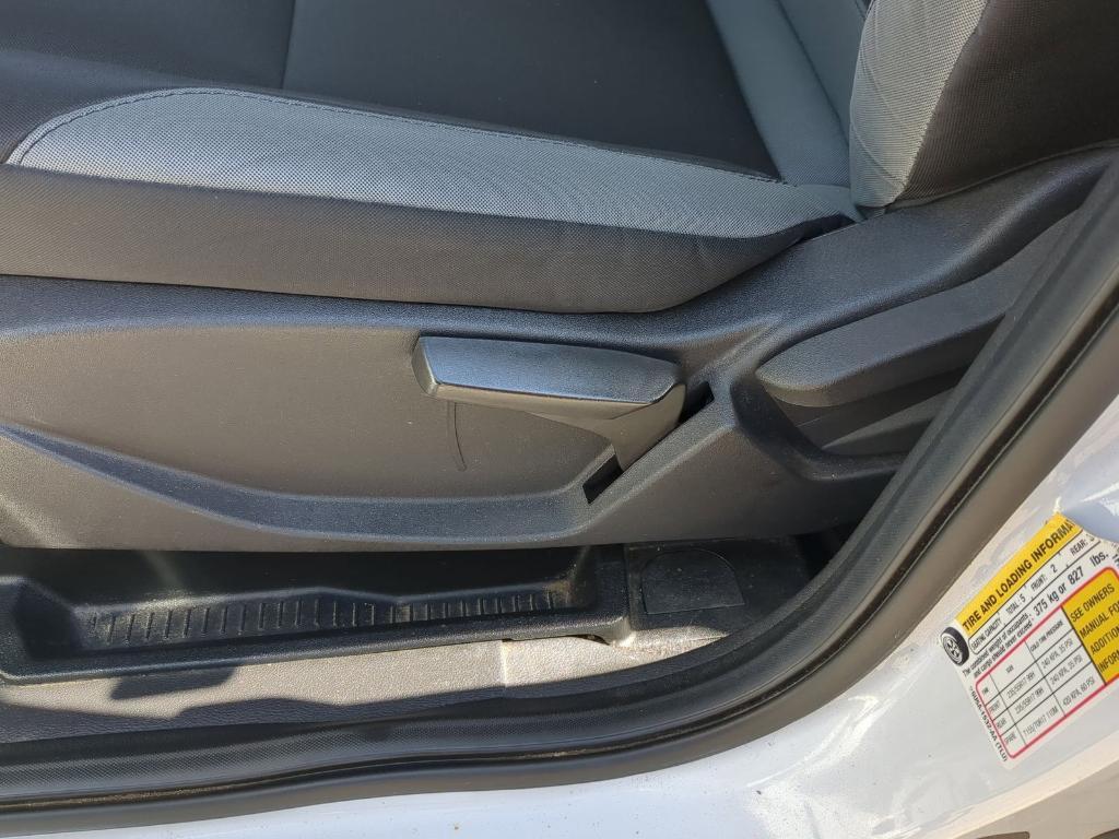 used 2015 Ford Escape car, priced at $9,989
