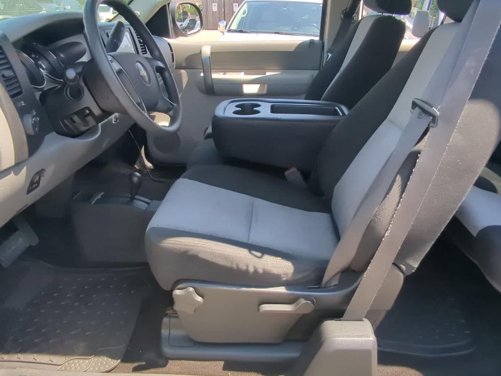 used 2009 Chevrolet Silverado 2500 car, priced at $7,999