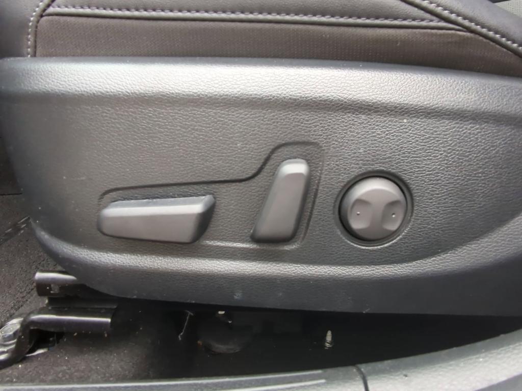 used 2023 Kia Seltos car, priced at $23,895