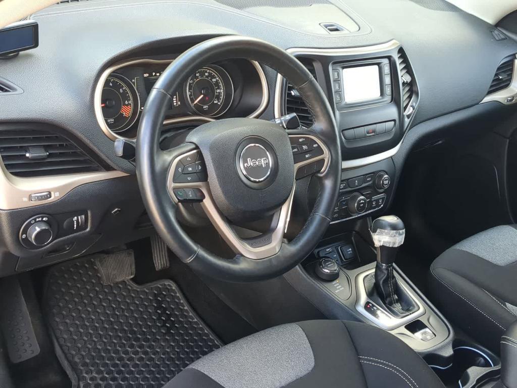 used 2014 Jeep Cherokee car, priced at $10,839
