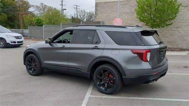 new 2023 Ford Explorer car, priced at $56,678