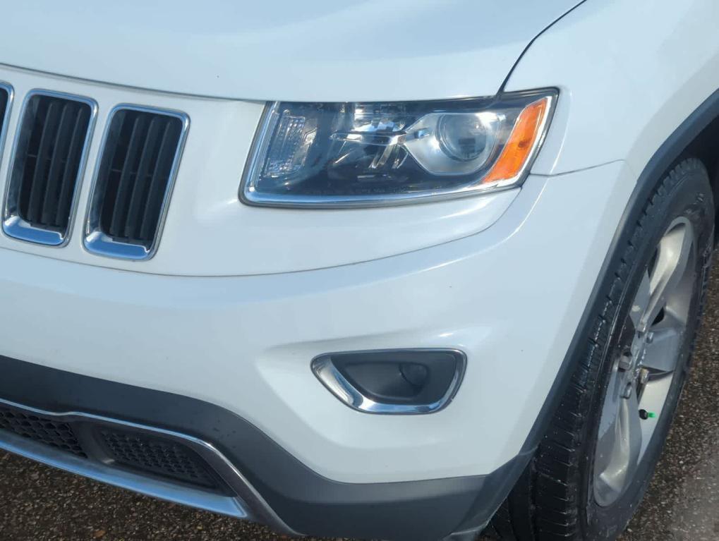 used 2015 Jeep Grand Cherokee car, priced at $11,995