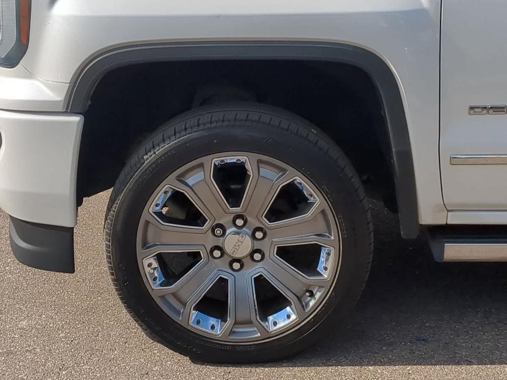 used 2016 GMC Sierra 1500 car, priced at $28,579