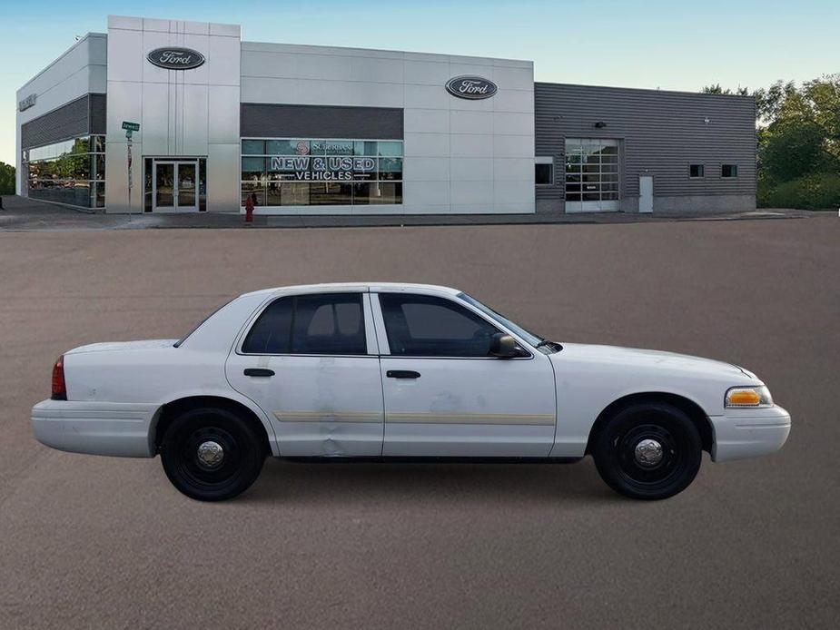 used 2009 Ford Crown Victoria car, priced at $3,995