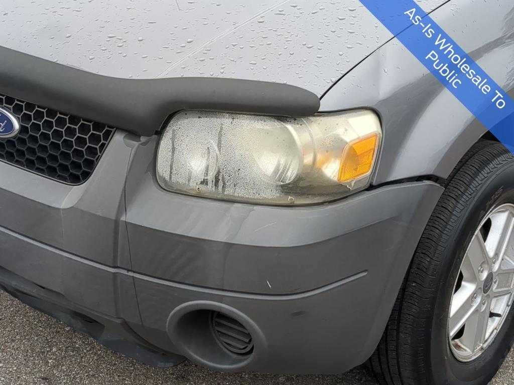 used 2007 Ford Escape car, priced at $2,489