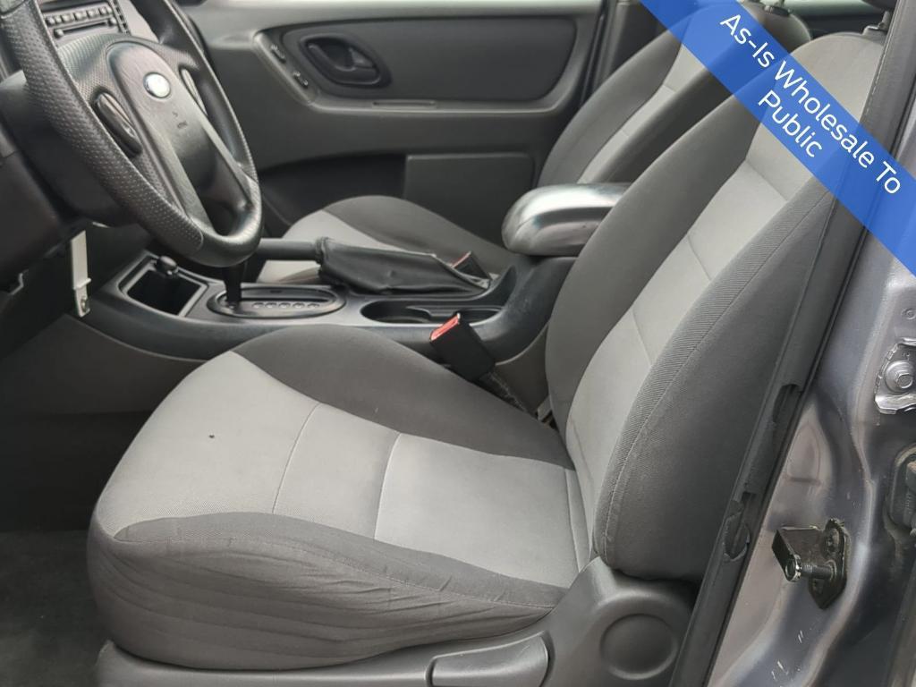 used 2007 Ford Escape car, priced at $2,489