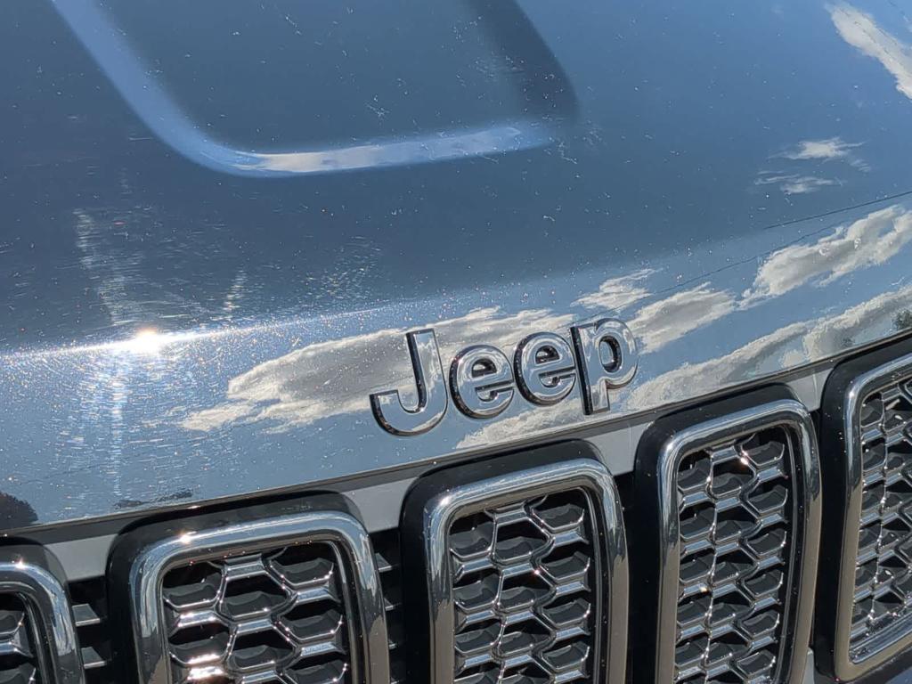 used 2021 Jeep Grand Cherokee car, priced at $26,489