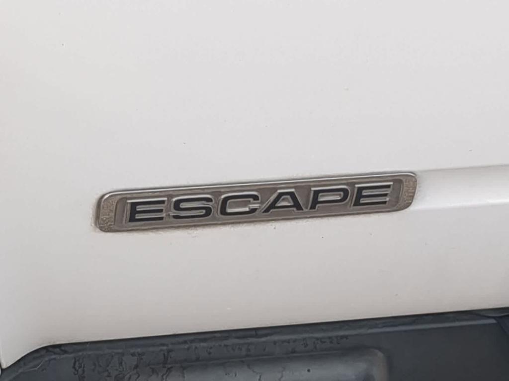 used 2008 Ford Escape car, priced at $3,489