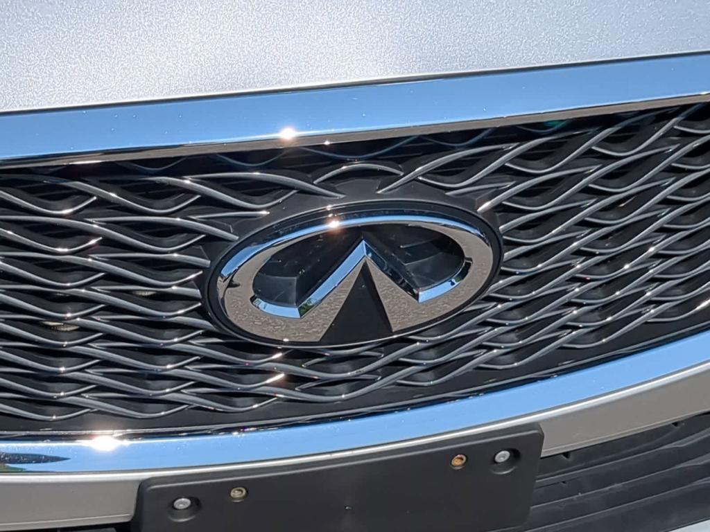 used 2018 INFINITI QX30 car, priced at $13,389