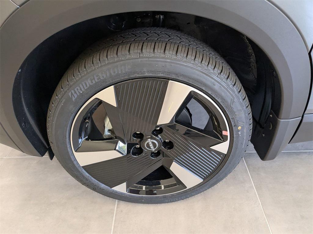 new 2025 Nissan Kicks car, priced at $31,480