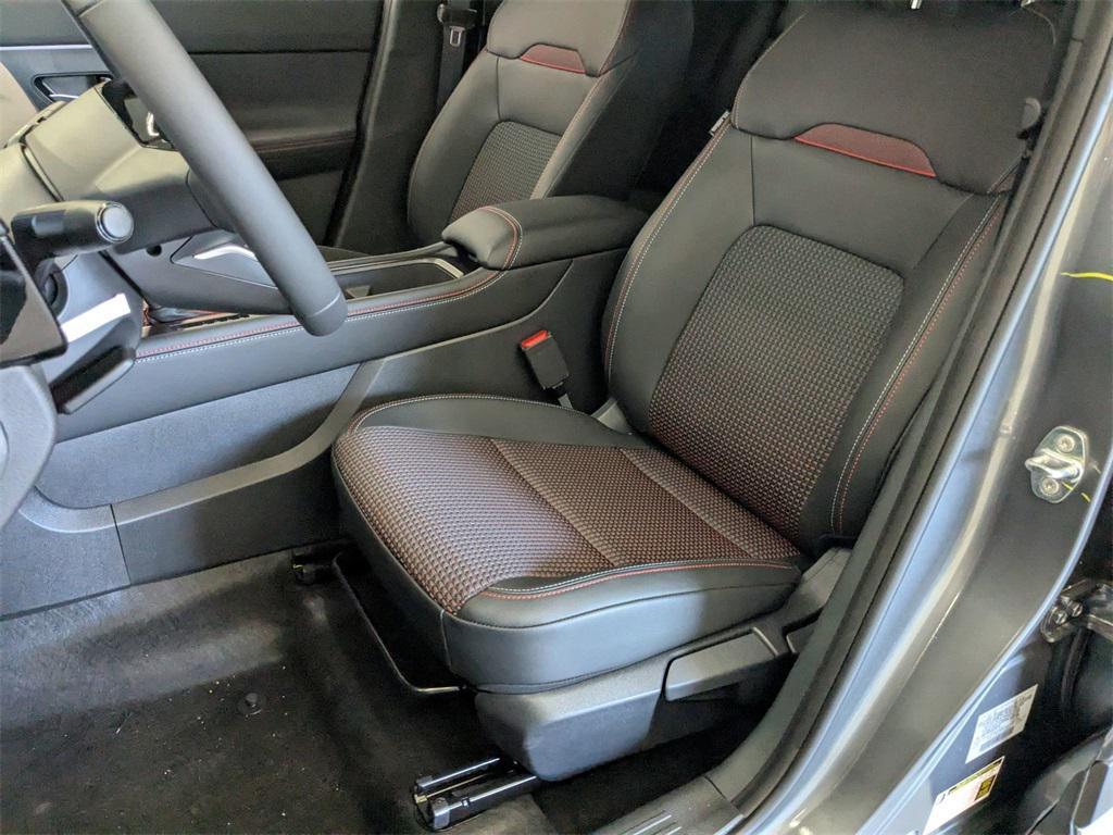 new 2025 Nissan Kicks car, priced at $31,480