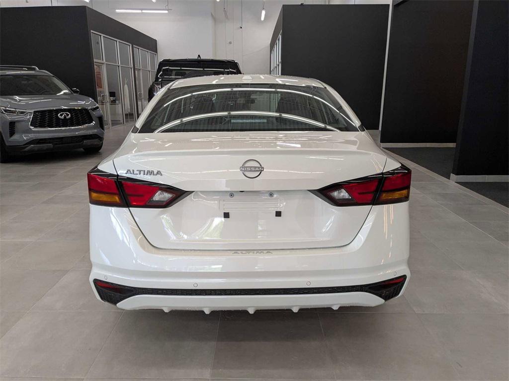 new 2025 Nissan Altima car, priced at $29,965