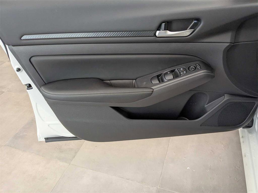 new 2025 Nissan Altima car, priced at $29,965