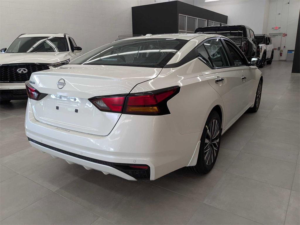new 2025 Nissan Altima car, priced at $29,965