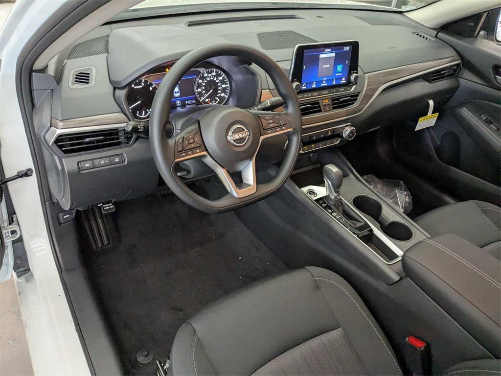 new 2025 Nissan Altima car, priced at $29,965
