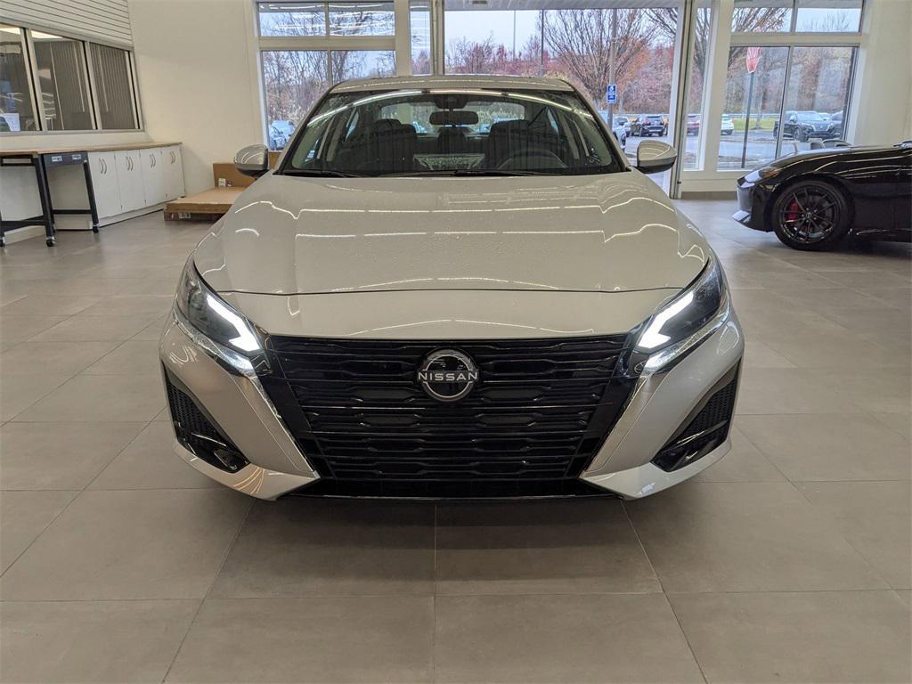 new 2025 Nissan Altima car, priced at $30,555