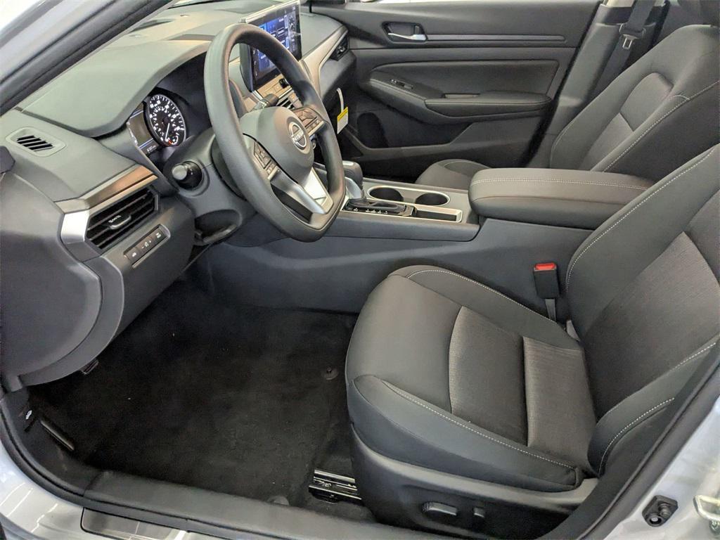 new 2025 Nissan Altima car, priced at $30,555