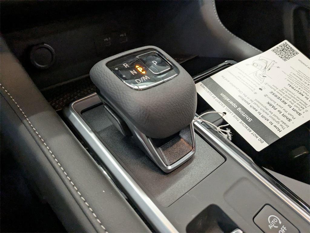 new 2025 Nissan Pathfinder car, priced at $44,260