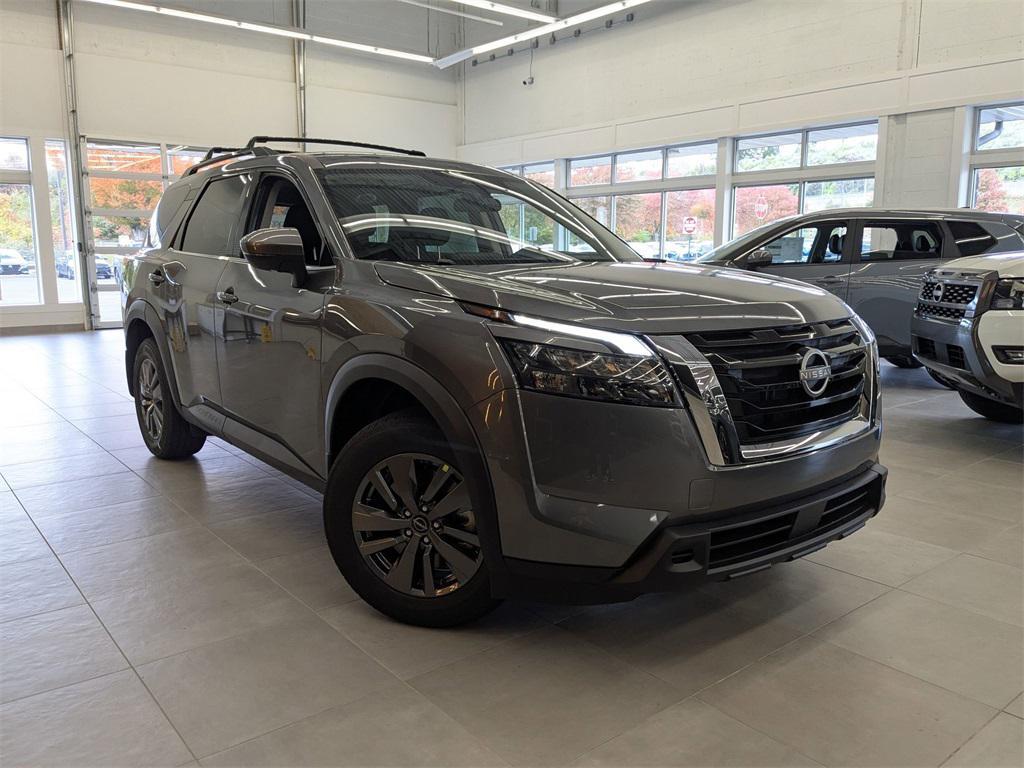 new 2025 Nissan Pathfinder car, priced at $44,260