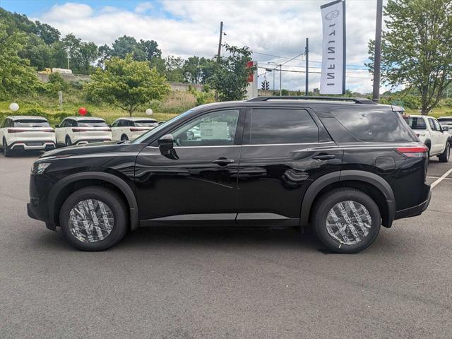 new 2024 Nissan Pathfinder car, priced at $43,300