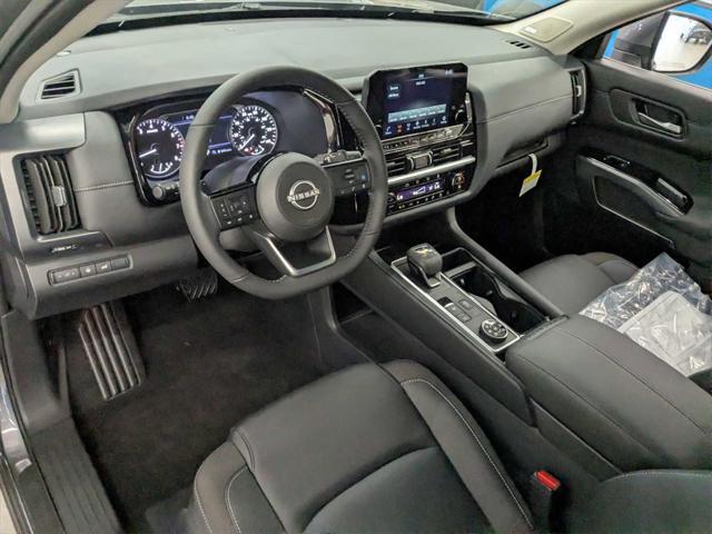 new 2025 Nissan Pathfinder car, priced at $49,555