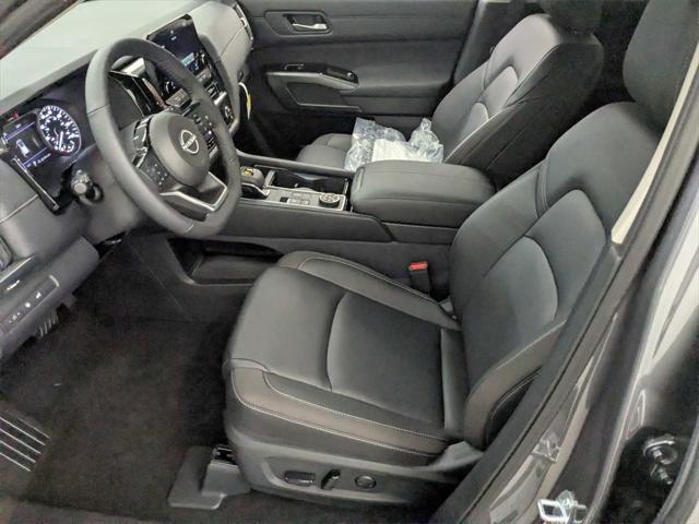 new 2025 Nissan Pathfinder car, priced at $49,555