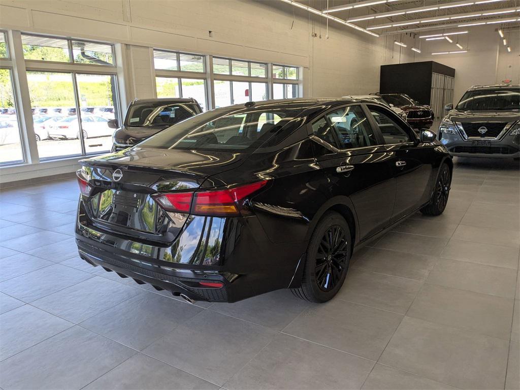 new 2025 Nissan Altima car, priced at $30,500