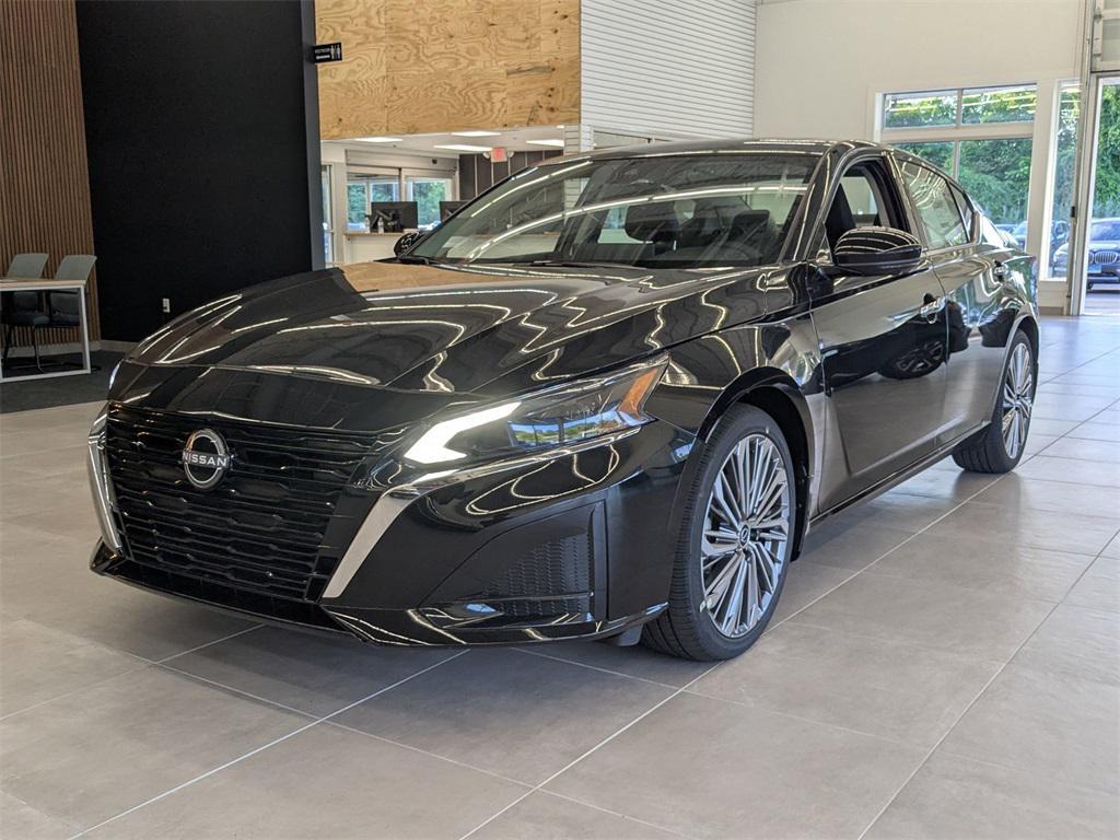 new 2025 Nissan Altima car, priced at $35,730