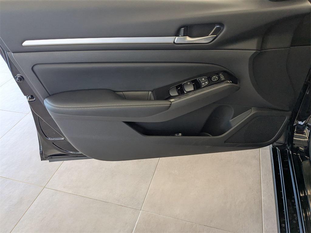 new 2025 Nissan Altima car, priced at $35,730
