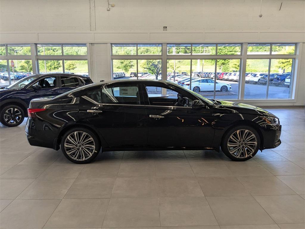 new 2025 Nissan Altima car, priced at $35,730