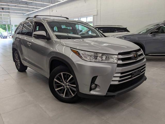 used 2018 Toyota Highlander car, priced at $22,490