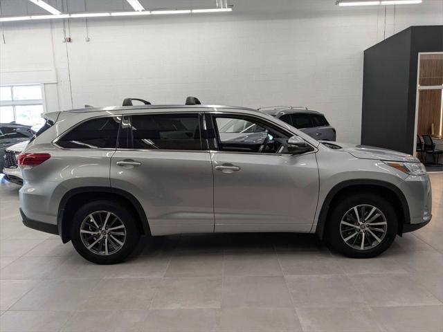 used 2018 Toyota Highlander car, priced at $22,490