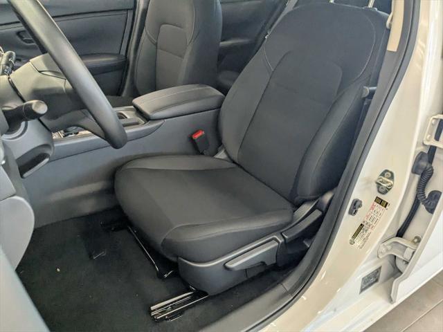 new 2025 Nissan Sentra car, priced at $23,425