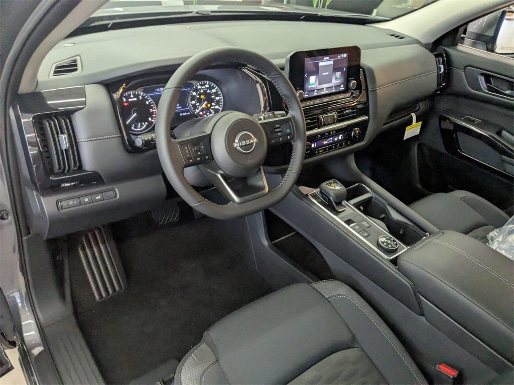 new 2025 Nissan Pathfinder car, priced at $43,890