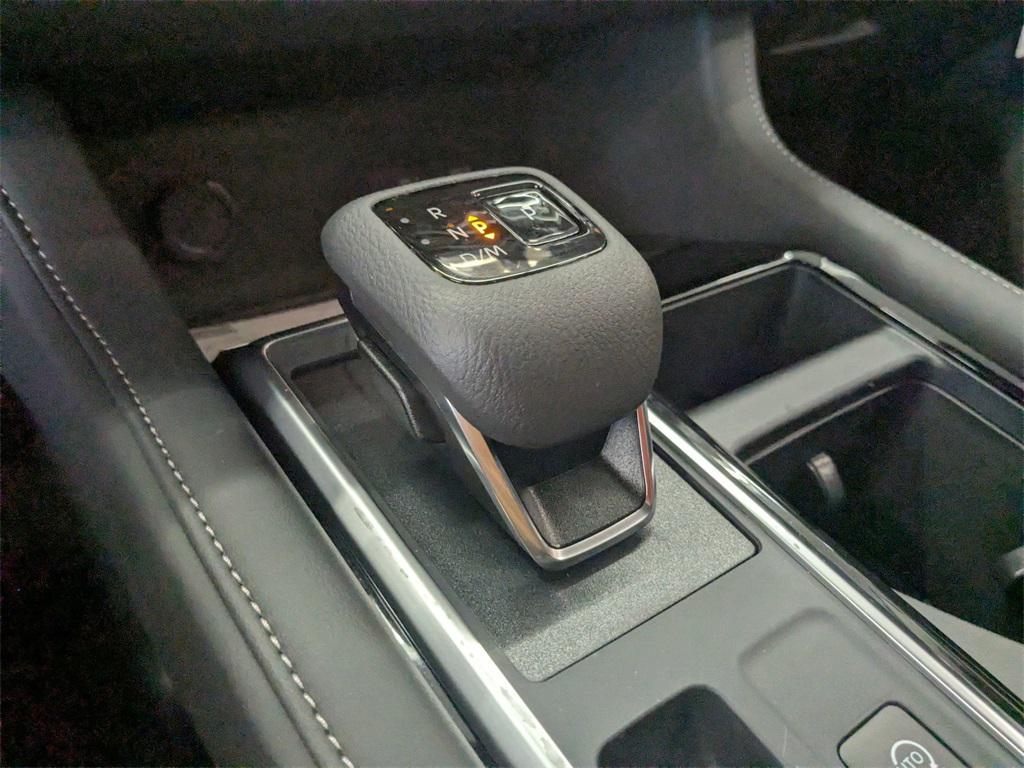 new 2025 Nissan Pathfinder car, priced at $43,890