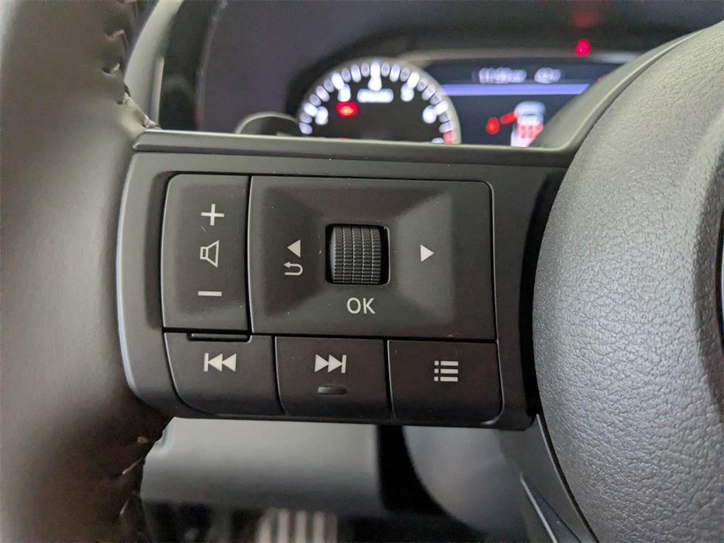 new 2025 Nissan Pathfinder car, priced at $43,890