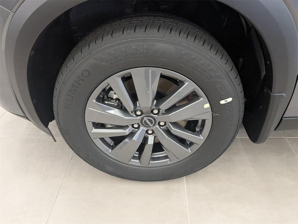 new 2025 Nissan Pathfinder car, priced at $43,890