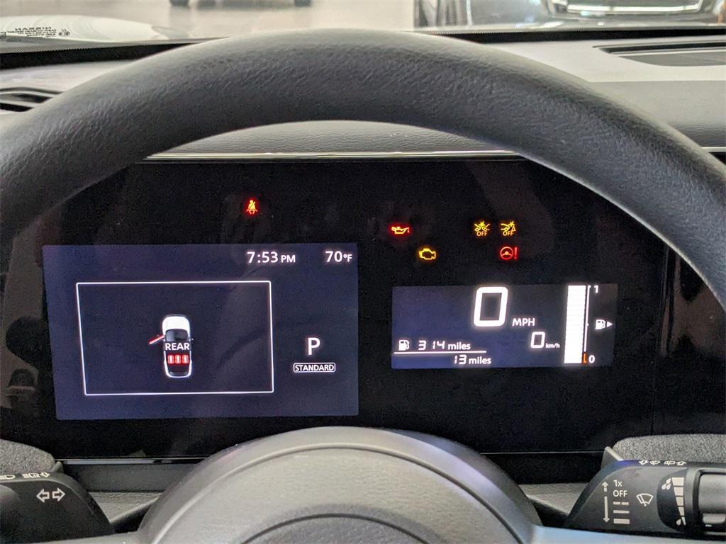 new 2025 Nissan Kicks car, priced at $28,860