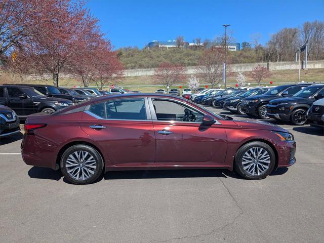 used 2023 Nissan Altima car, priced at $20,845