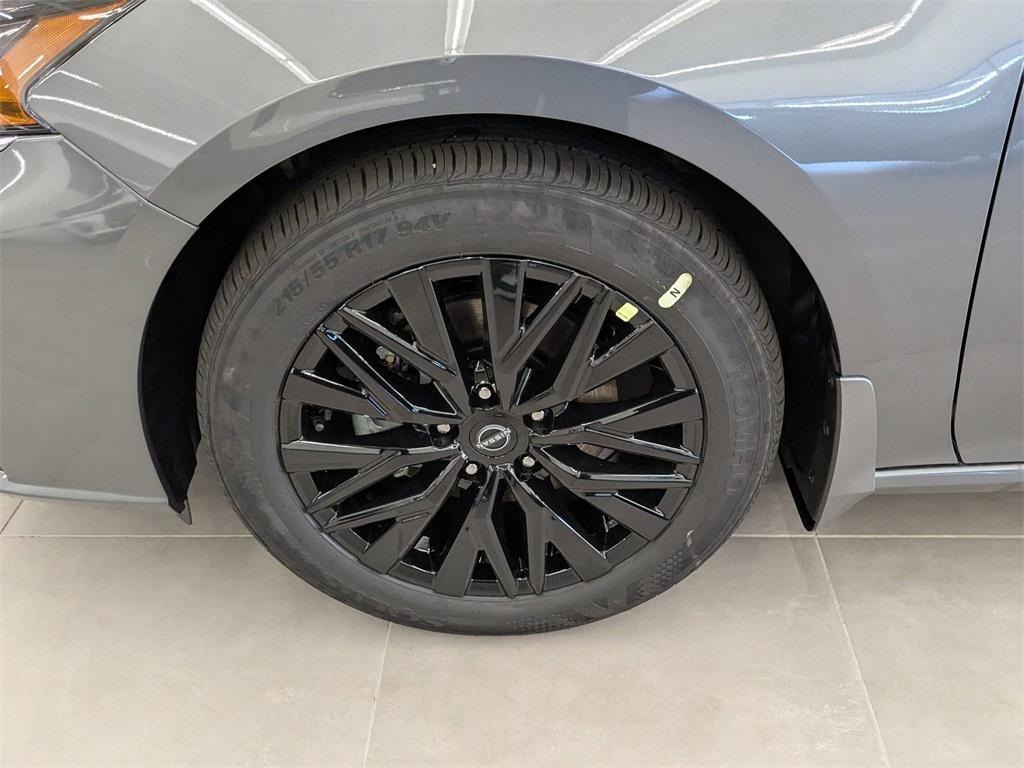 new 2025 Nissan Altima car, priced at $30,605